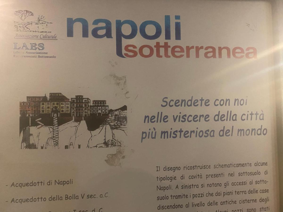 Casa Gioia, Tra Palazzo Reale,Lungomare E Monte Echia Apartment Napoli Ngoại thất bức ảnh